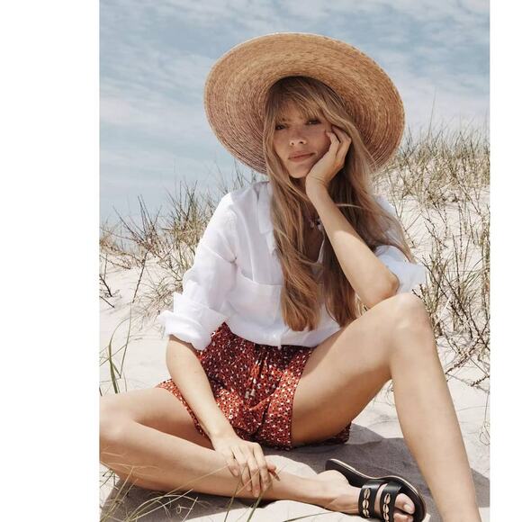 New Anthropologie x The Odells Malmo Belted Beach Shorts $248 SIZE 6 Red Motif - Picture 1 of 5